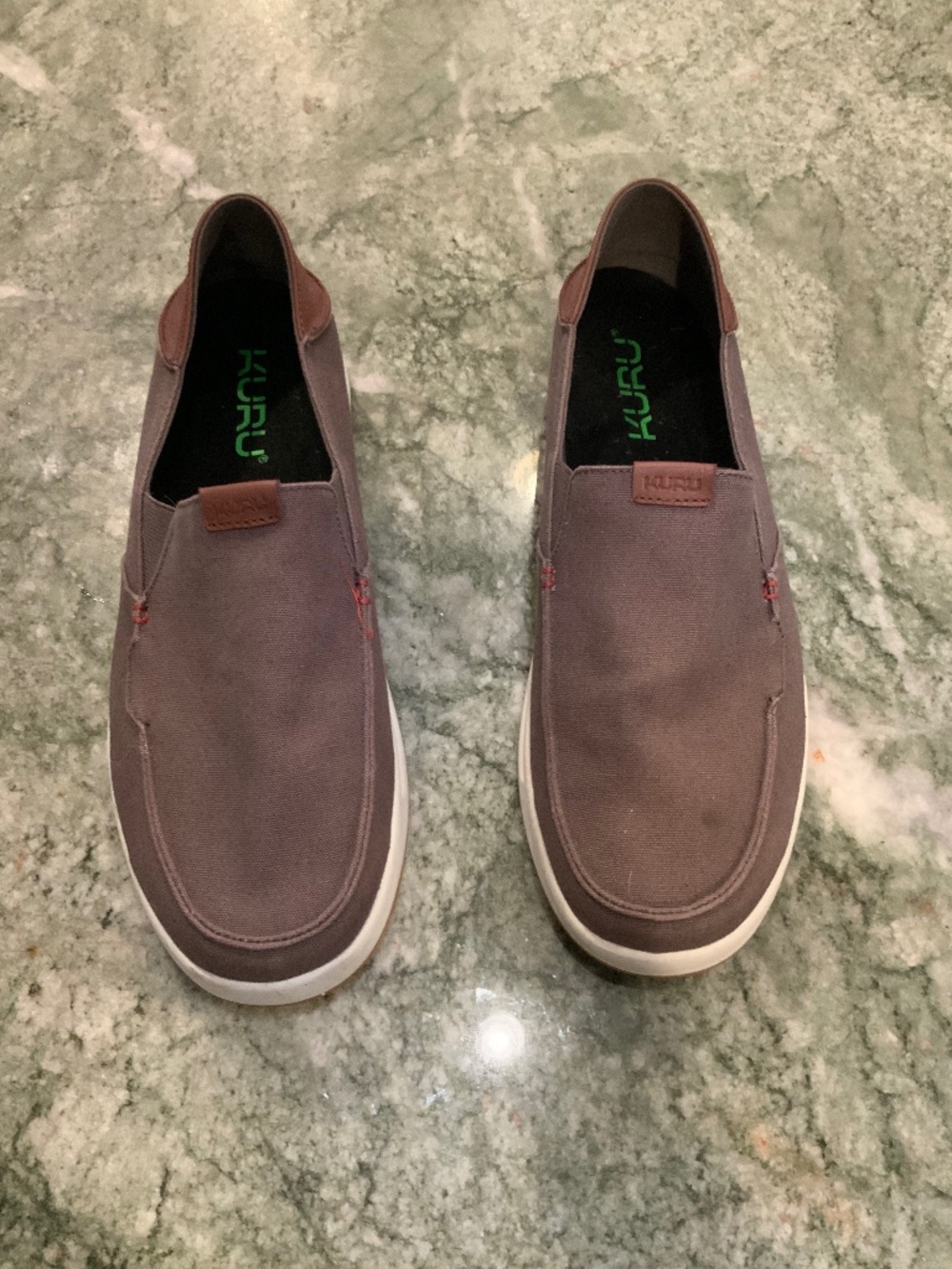 Men’s Kuru Pace breathable slip on deck sneaker size 12
